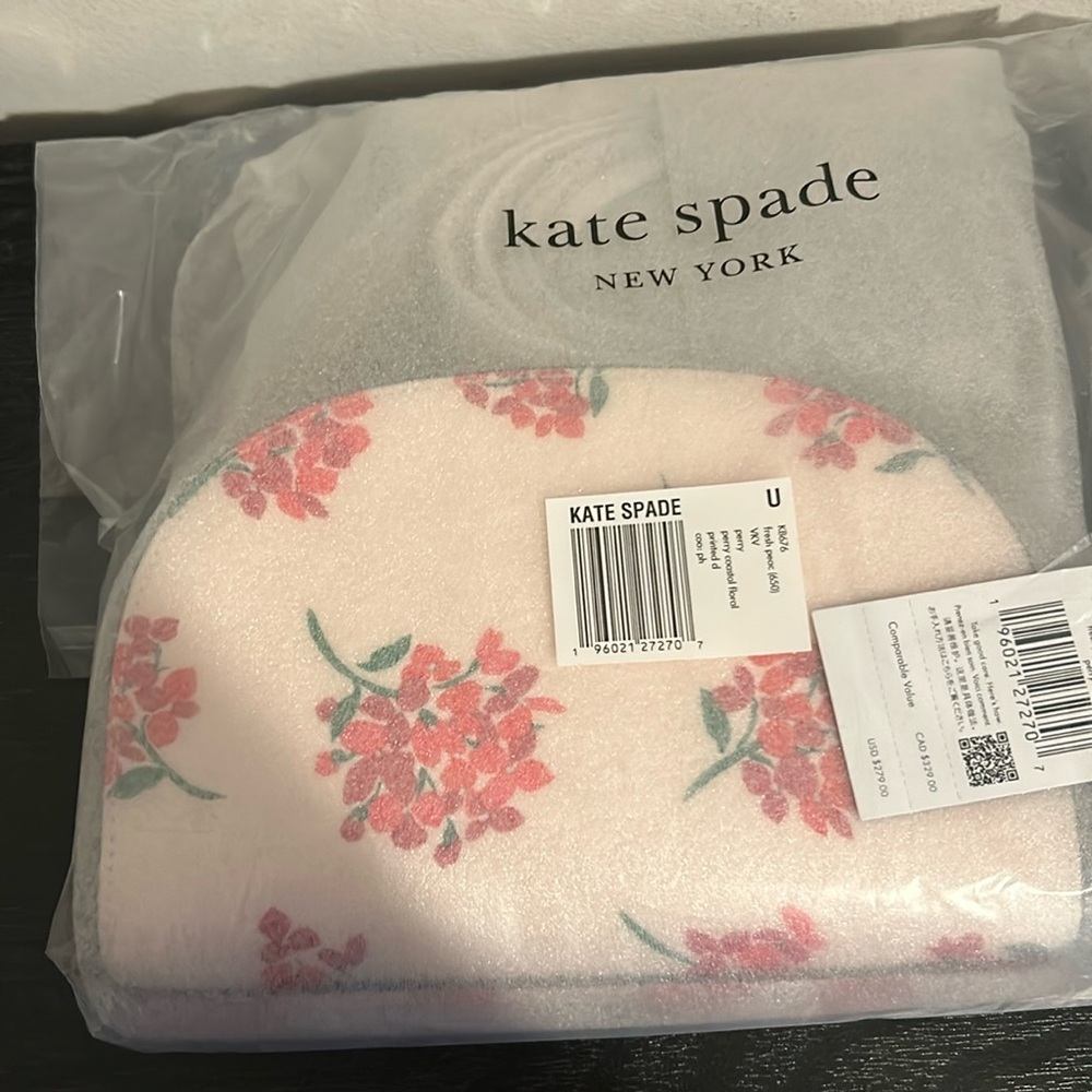 Kate spade New York- Kb676 fresh peac(650) bib Perry coastal floral Authentic
